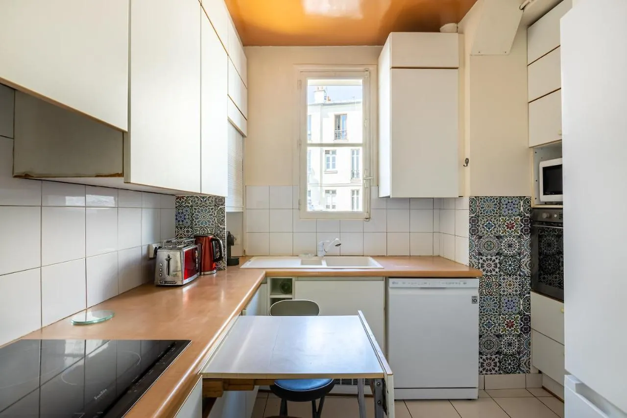 Veeve - Plumes In The Park Apartment Paris France