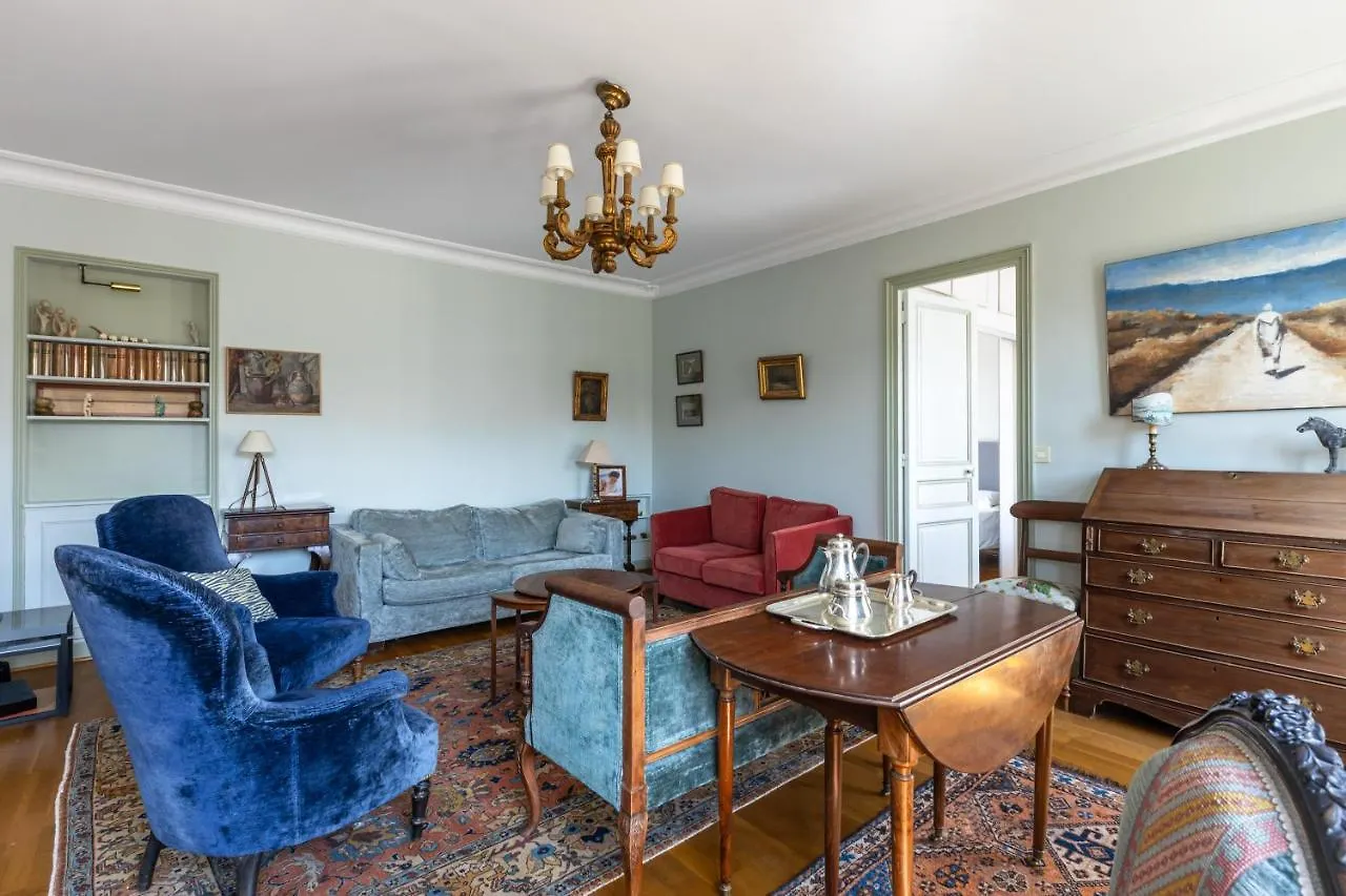 Veeve - Plumes In The Park Apartment Paris